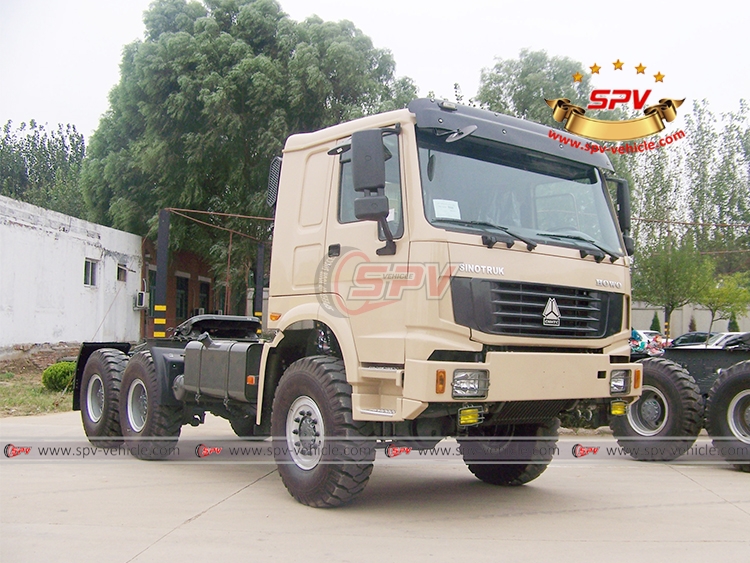 Sinotruk 6X6 Tractor Head - Right Front Side View